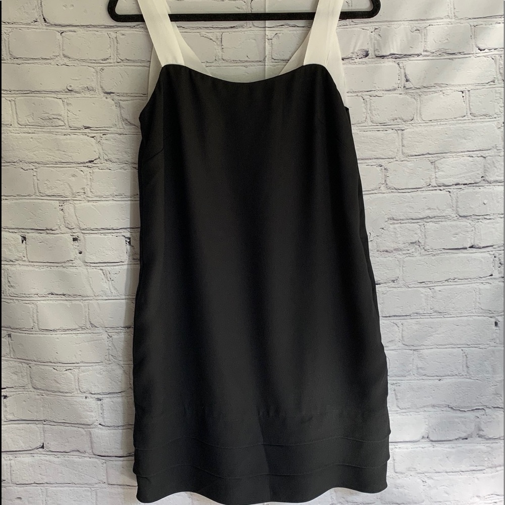 Banana Republic black and white dress